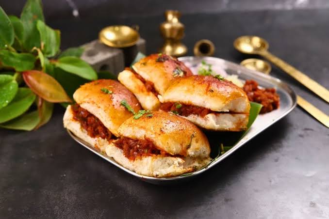 Masala Pav at Shreenath Pali